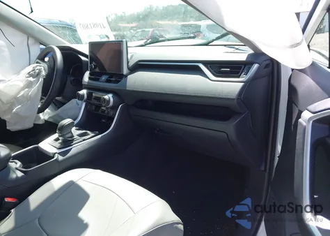 2023 Toyota Rav4 Xle z USA, uszkodzony, nr VIN JTMP1RFV1PD093939